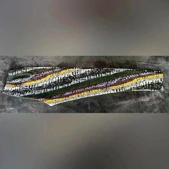 FREE 🆕Multi Coloured Leggings - Picture 3 of 11